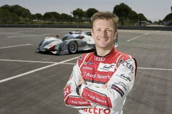 Eat in the café bistro