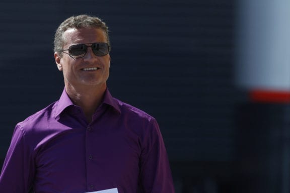 Eat in the café bistro